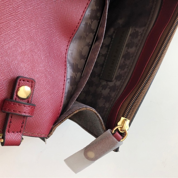 Karl Lagerfeld Paris purse - Picture 4 of 6